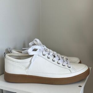 Vionic Women's White Sneakers with Gum Sole